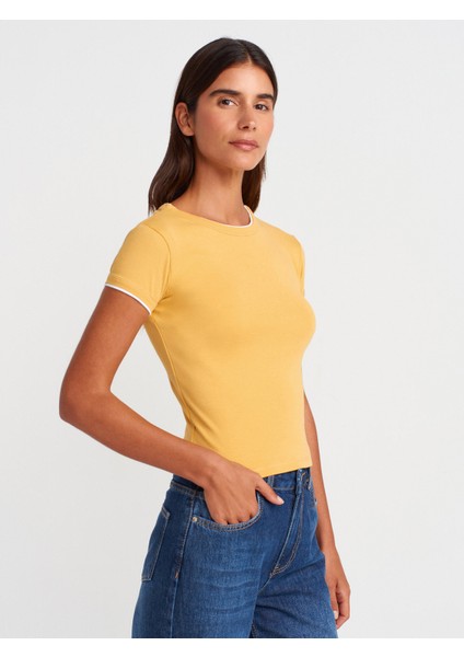 31750 Kontrast Kısa Kollu Tshirt-Hardal modelleri