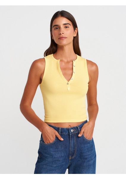 21005 Yıkama Efetkli Crop Top-Çağla