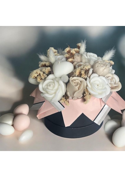 Kokulu Mum Buketi, Solmayan, Kurumayan Çiçek Buketi, Hediyelik Çiçek Buketi.