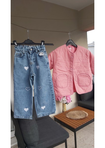 Kız Çocuk Kalp Detaylı Jean