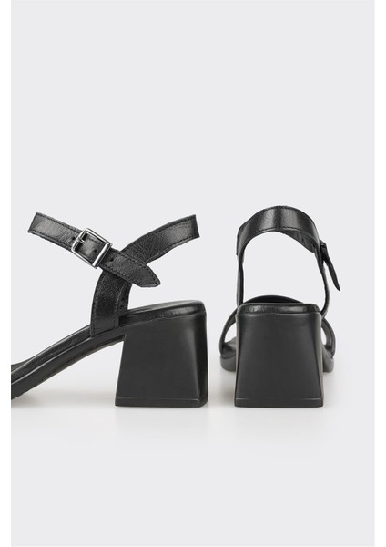 Siyah Deri Kadın Topuklu Sandalet fırsatları