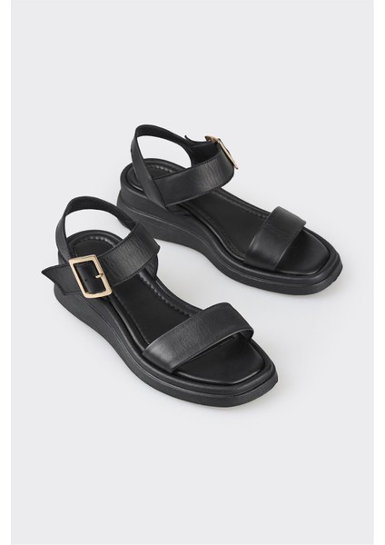 Siyah Deri Kadın Dolgu Topuk Sandalet fiyatları