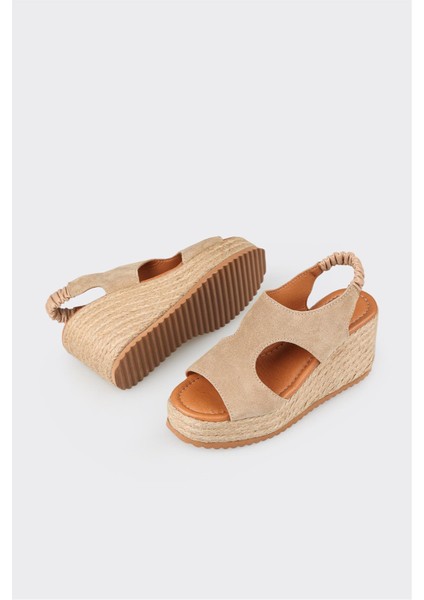Kadın Espadril Doğal Deri ve Jüt Tabanlı Dolgu Topuk 8 cm Yükseklikle Rahat Kullanım modelleri