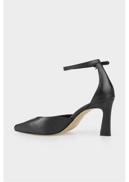 Siyah Deri Kadın Topuklu Ayakkabı modelleri