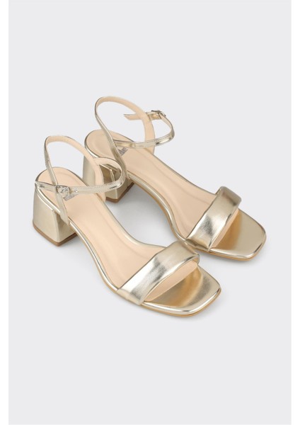 Gold Kadın Günlük Sandalet fiyatları