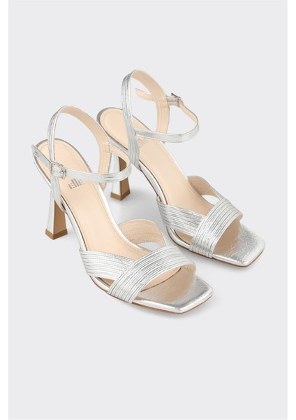Lame Kadın Topuklu Sandalet fiyatları