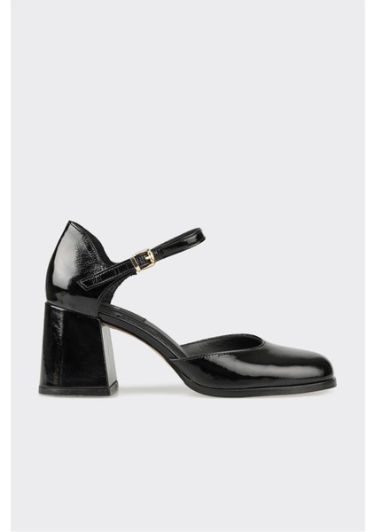 Siyah Deri Kadın Topuklu Ayakkabı