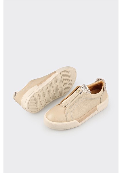 Bej Deri Kadın Spor Ayakkabı modelleri