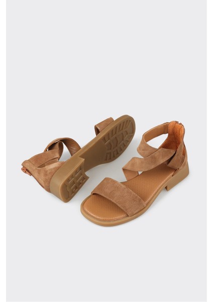 Taba Deri Kadın Düz Sandalet modelleri