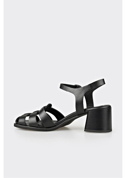 Siyah Deri Kadın Sandalet modelleri