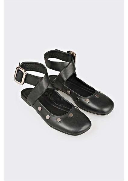 Siyah Deri Kadın Günlük Ayakkabı fiyatları