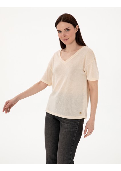 Kadın Krem Comfort Fit Tişört 50301492-VR071