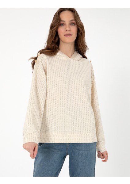 Kadın Krem Comfort Fit Sweatshirt 50301468-VR071