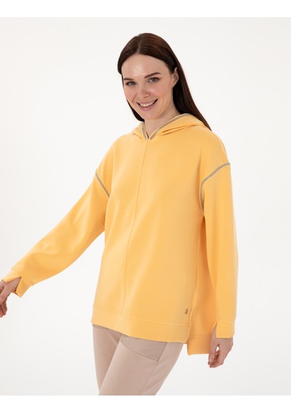 Kadın Sarı Oversize Sweatshirt 50301341-VR044