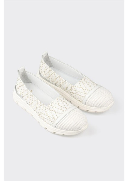 Beyaz Kadın Spor Ayakkabı fiyatları