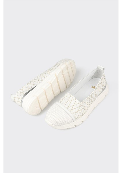 Beyaz Kadın Spor Ayakkabı modelleri