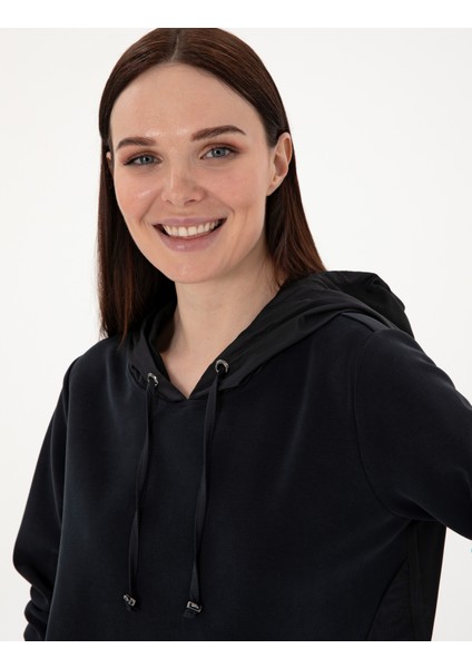 Kadın Siyah Comfort Fit Sweatshirt 50306841-VR046 fiyatları