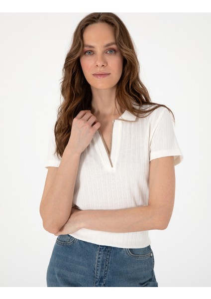 Kadın Ekru Slim Fit Basic Tişört 50306039-VR019 modelleri