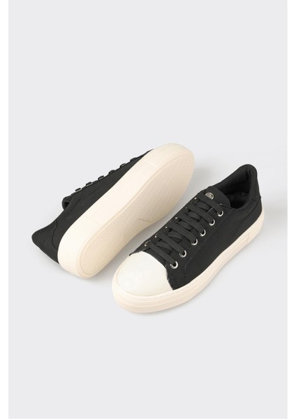 Siyah Kadın Spor Ayakkabı modelleri