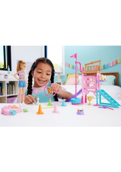 HRM10 Stacienin Köpekçik Oyun Parkı - Barbie And Stacie To The Rescue indirimleri