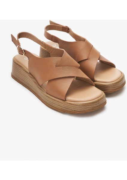 Holly Taba Hakiki Deri Kadın Sandalet fırsatları