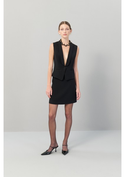 V Yaka Düğmeli Yelek Siyah K2517017_001 modelleri