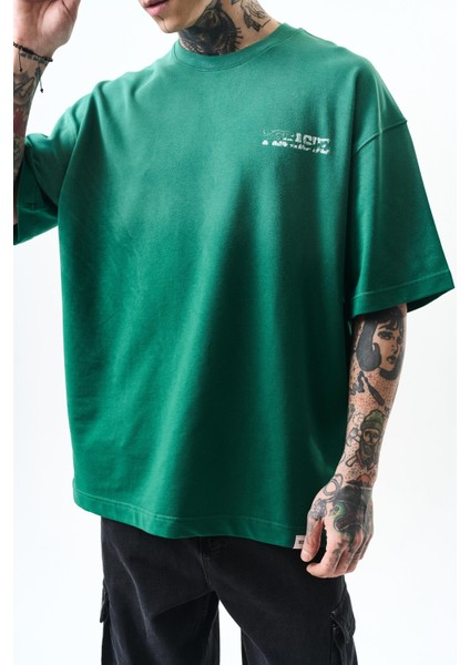 Erkek Pegasus Baskılı Oversize T-Shirt Nefti fırsatları