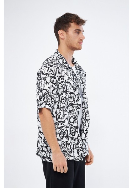 Erkek Baskılı Oversize Gömlek, %100 Viskon, Yumuşak Tuşe Kumaş, Küba Yaka, Kısa Kollu Gömlek