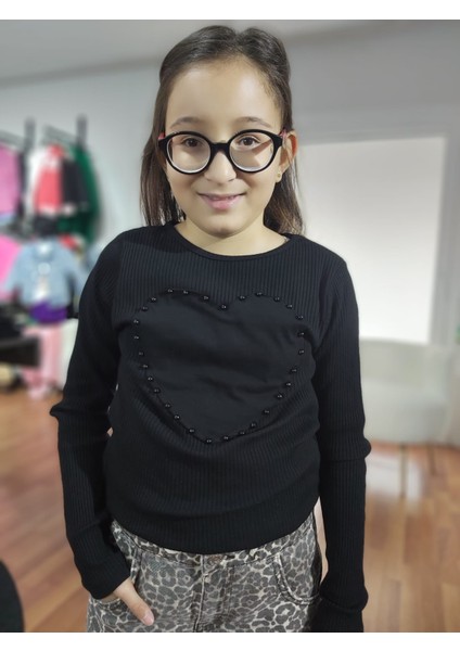 Kız Çocuk Kalp Detaylı Bluz