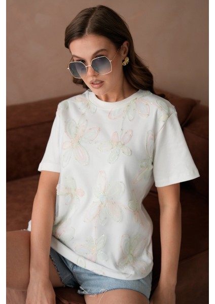Bisiklet Yaka Önyüzü Tül Dantel Giydirmeli Basic T-Shirt fırsatları