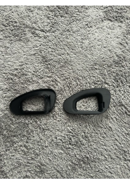 Citroen Saxo Kapı Kolu Çerçevesi