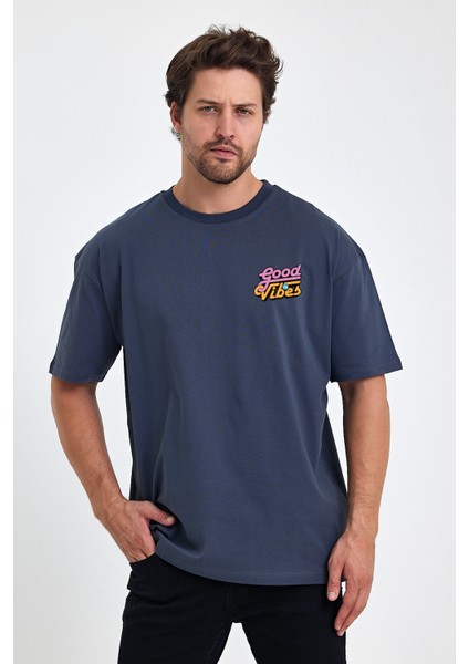 Good Vibes Baskılı Oversize Tişört