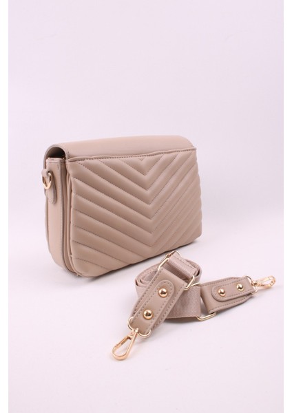 Kapitone Desenli Orta Boy Kadın Omuz Çantası - 4 Bölmeli Geniş Askılı Şık Tasarım fiyatları