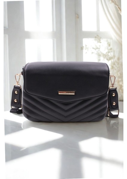 Kapitone Desenli Orta Boy Kadın Omuz Çantası - 4 Bölmeli Geniş Askılı Şık Tasarım fiyatları