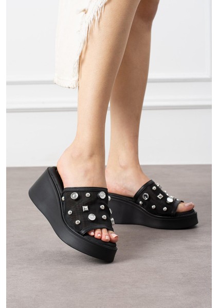 Janya Kadın Terlik Fileli Dolgu Tabanlı Pimli Siyah fiyatları