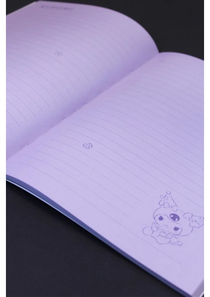 Sanrio Lisanslı B5 Ciltli Not Defteri (64 Yaprak) - Kuromi