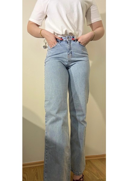 Açık Mavi Straight Jean