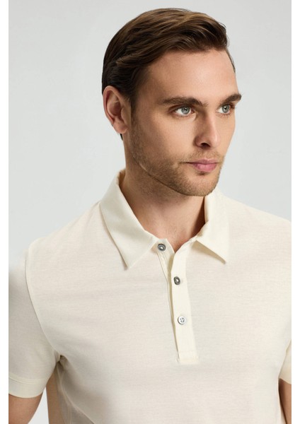 Merserize Pamuk Krem Rengi Polo Yaka T-Shirt fırsatları