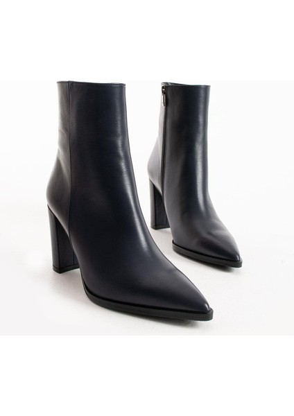 Kadın Hakiki Deri Bot Laci modelleri