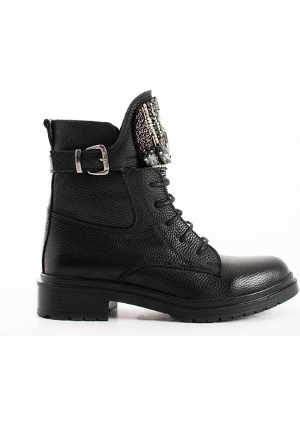 Kadın Hakiki Deri Aksesuarlı Bot Siyah fiyatları
