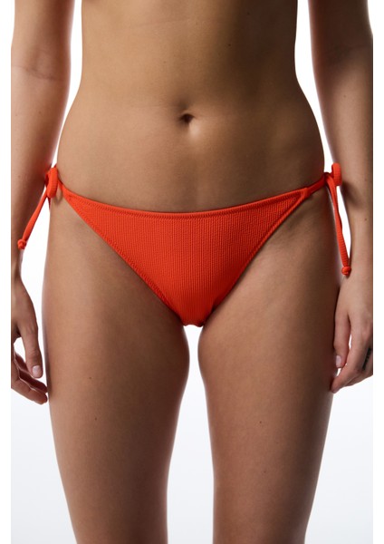 Turuncu Sona Bağlamalı Bikini Altı