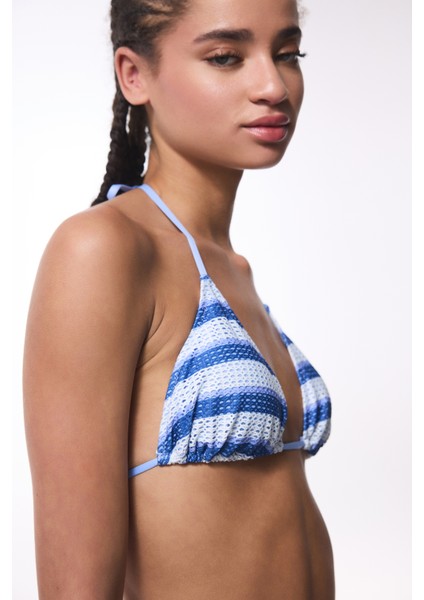 Amaya Çizgili Üçgen Bikini Üstü