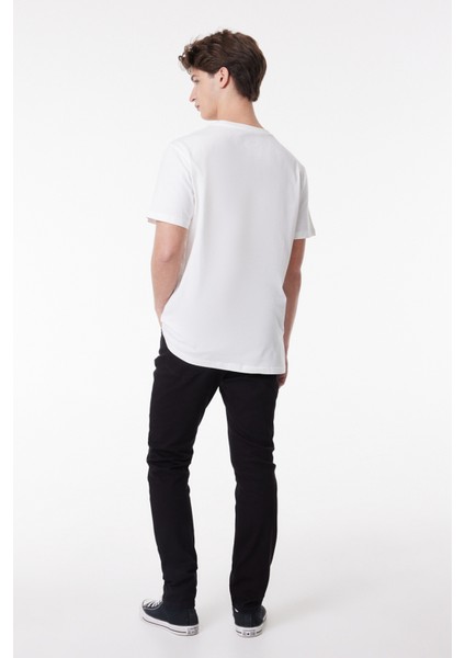 Erkek Regular Fit Grafik Baskılı Beyaz Tişört ML65QAI12 fırsatları