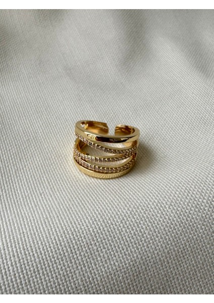 Zirkon Taşlı Asimetrik Şeritli Yüzük