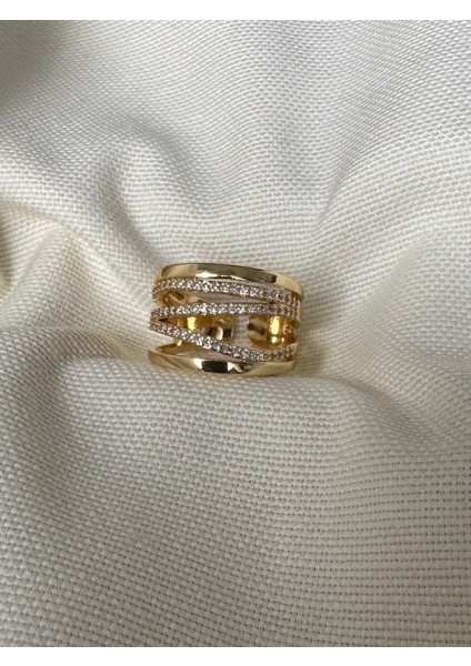 Zirkon Taşlı Asimetrik Şeritli Yüzük fiyatları