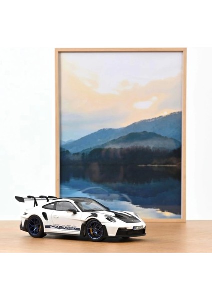 Porsche 911 Gt3 Rs W/weissach Pack 2022 White/ındigoblue