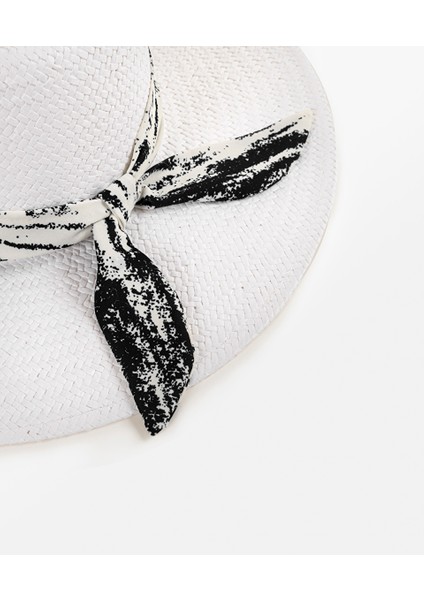 Desenli Kumaş Şeritli Şapka IS1250077022002 modelleri