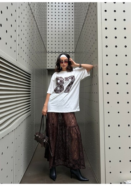 Kadın Kahve Dantel Nakışlı Oversize T-Shirt 29055 modelleri