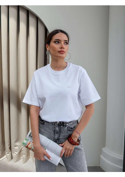 Kadın Metalik Yazı Baskılı Basic T-Shirt