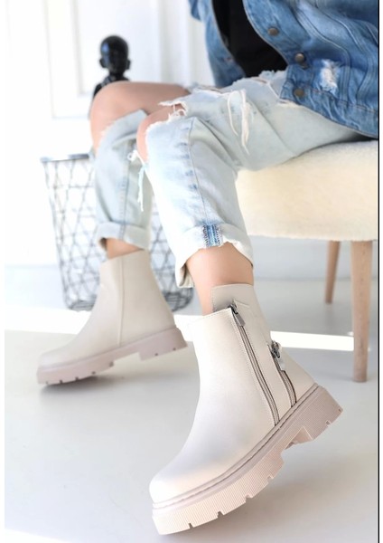 Menta Bej Cilt Fermuar Aksesuarlı Bot